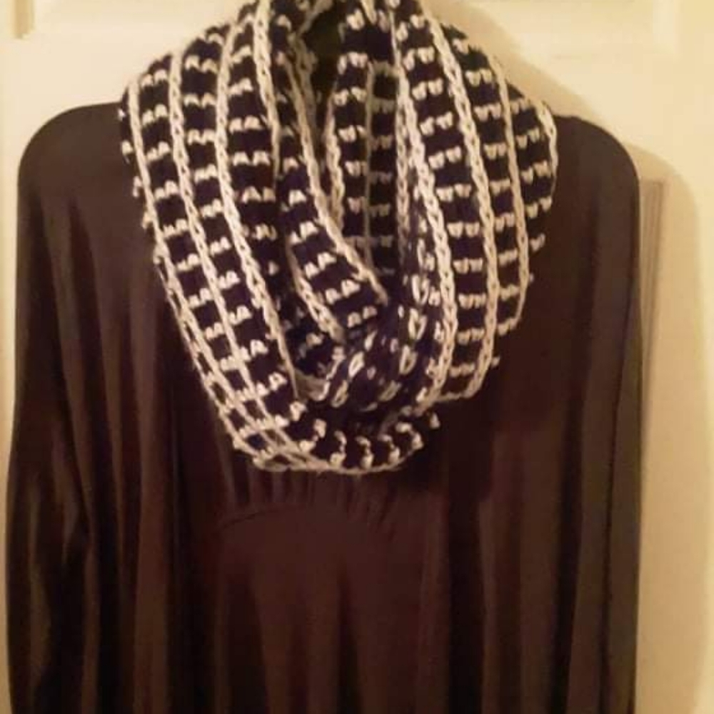 Beautiful women's crocheted infinity scarf